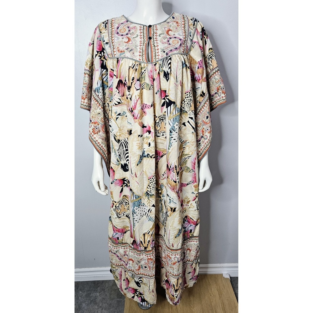 Vintage 1980s Novelty Print Animal Themed Caftan Dress